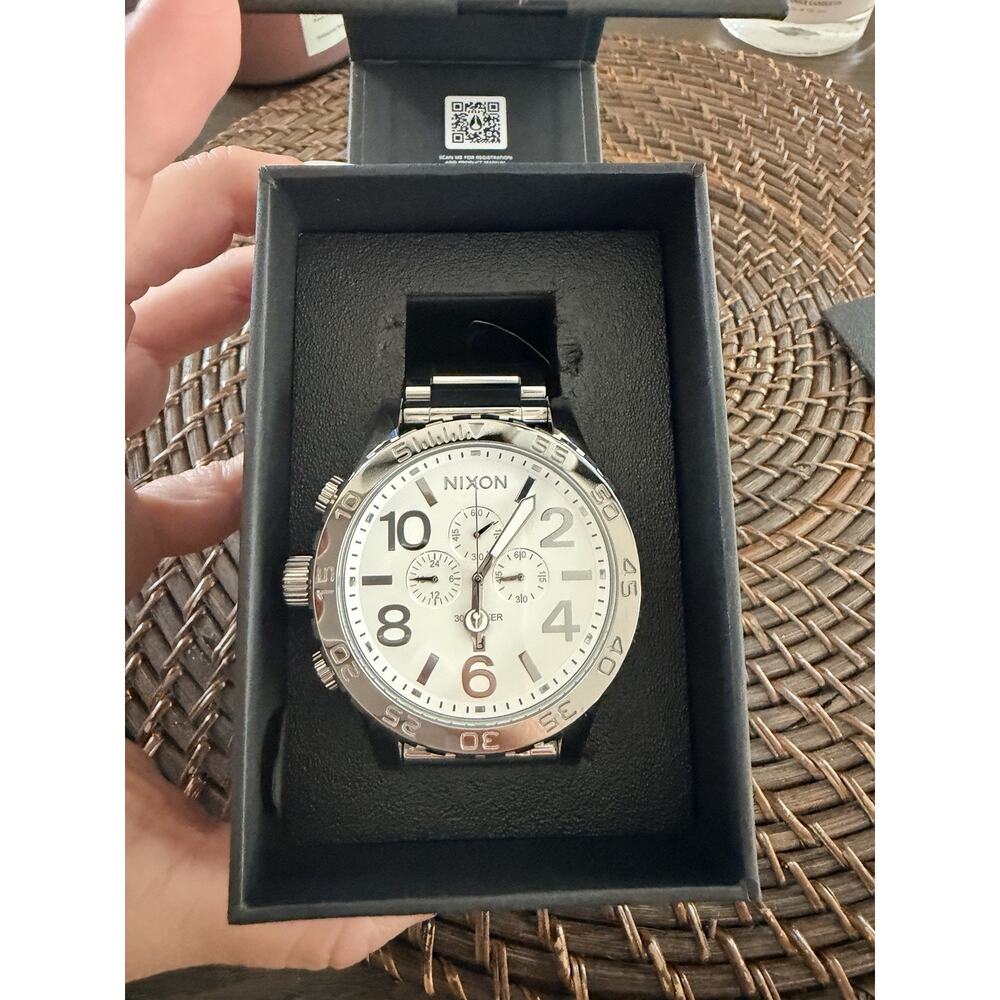 NIXON Watch 51-30 CHRONO Highpolish Silver White